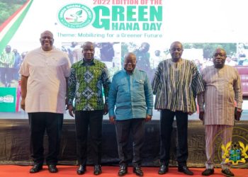 File photo: President Nana Addo Dankwa Akufo-Addo (middle) with some Ministers